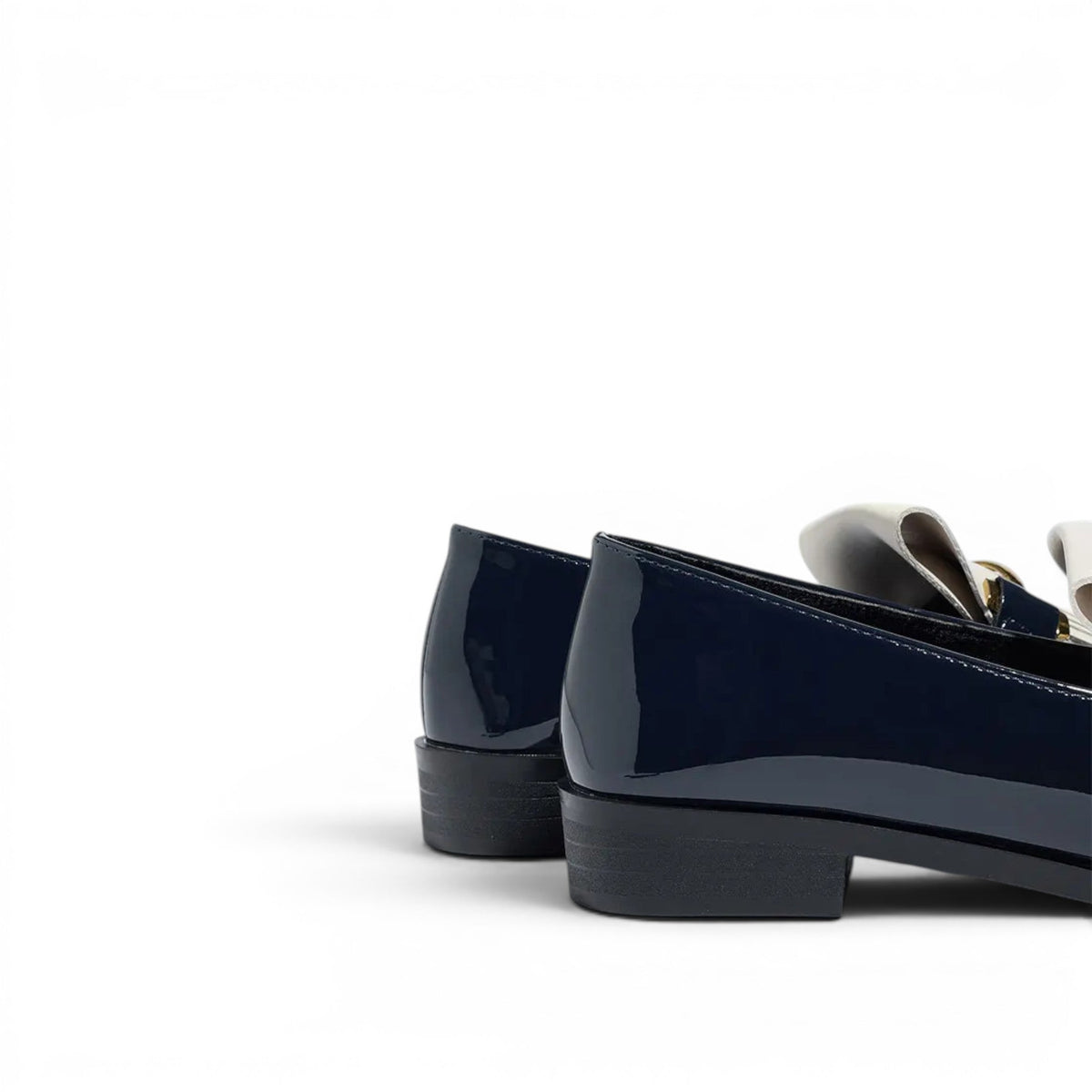 Erelia - Mocasín Mujer de Charol Flecos Elegantes