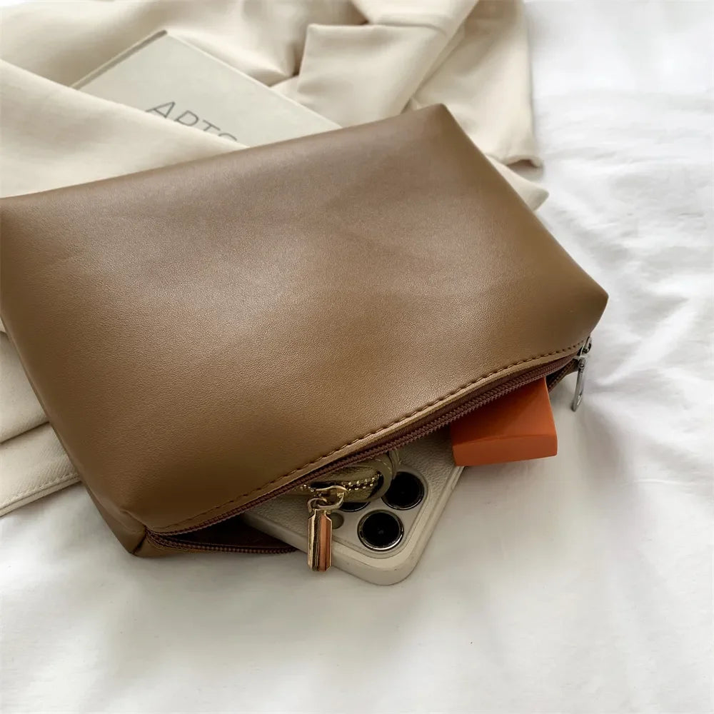 SACHA - Bolso Bandolera de Piel Lisa con Cartera a Juego