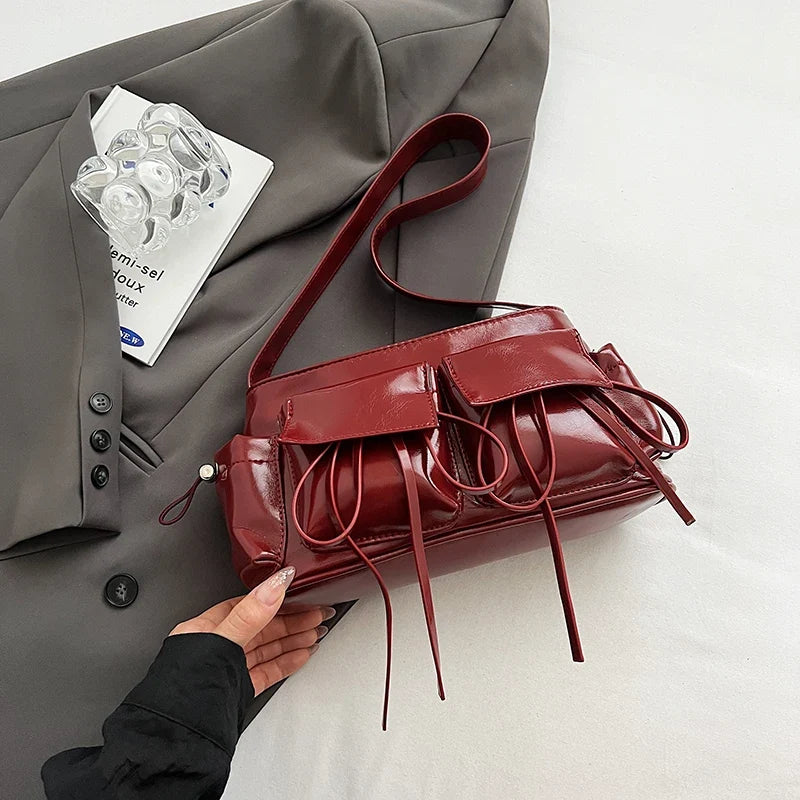REIS - Bolso de Piel Charol Elegante con Bandolera