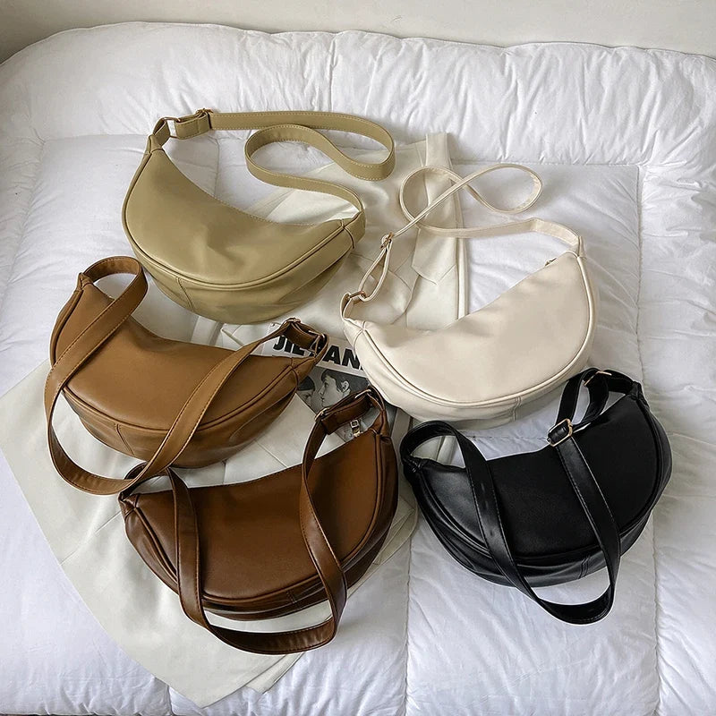 JENNY - Bolso Bandolera Media Luna de Lujo en Piel Lisa