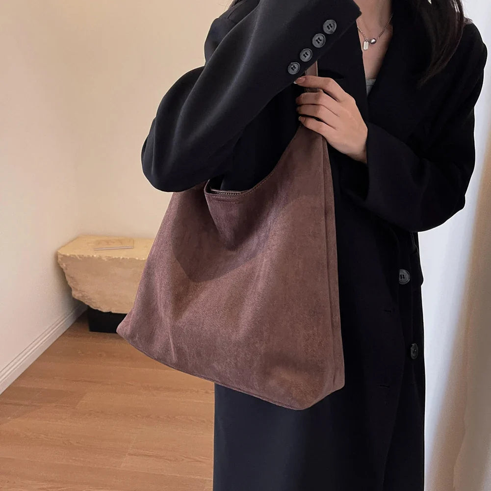 CLEA - Bolso Capazo Tote de Ante