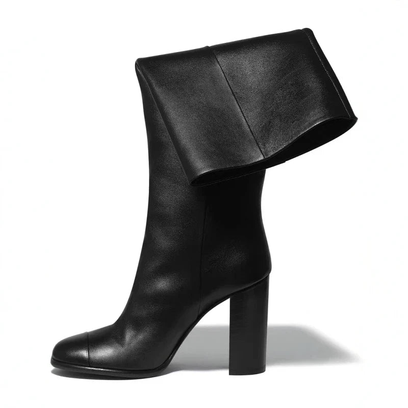 Déa - Bota Alta de Piel Negro Elegante