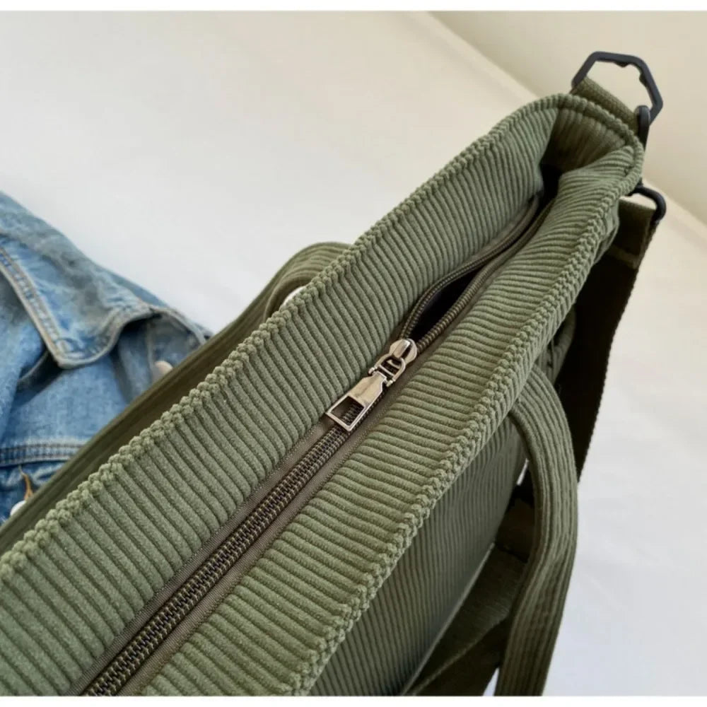 WILLA - Bolso para Clases Grande de Pana - OSMARA Fashion - vista 10