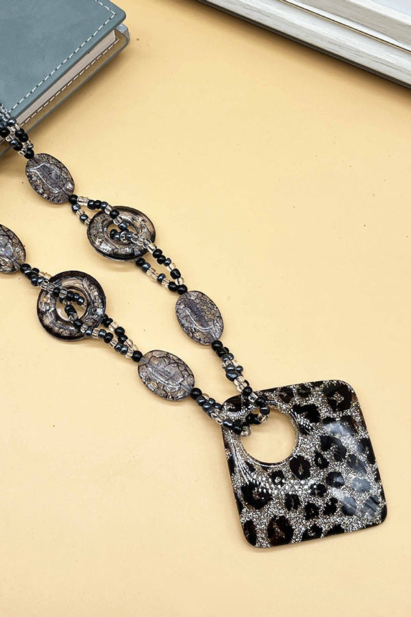 Collar Geométrico Largo Estampado de Leopardo