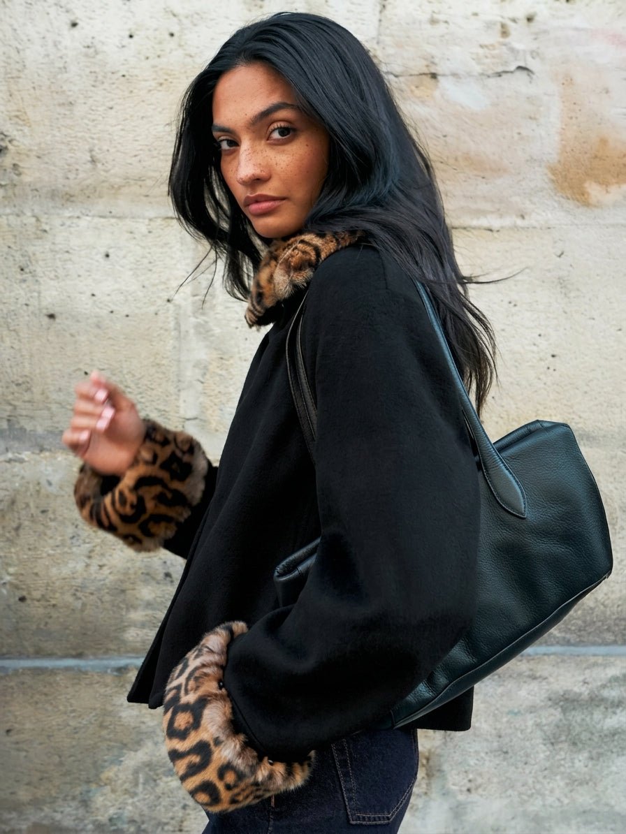 Anne Chaqueta abotonada con adorno de pelo sintético y estampado de leopardo