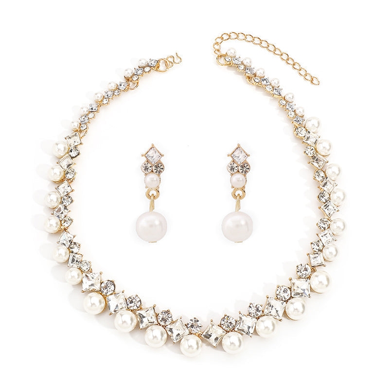 Set de Joyería Collar Barroco de Aleación y Pendientes de Perlas