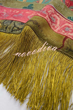 Pañuelo Cuadrado Británico Retro con Borlas