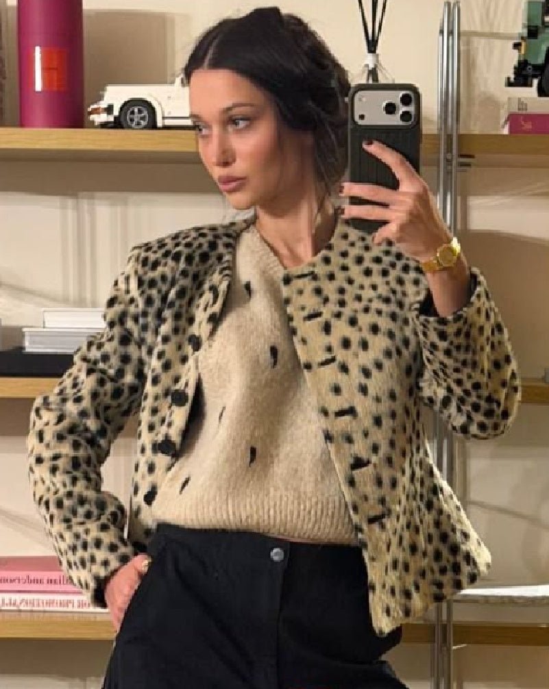 Chaqueta corta Lily con estampado de leopardo y pelo sintético