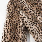 Chaqueta corta Lily con estampado de leopardo y pelo sintético