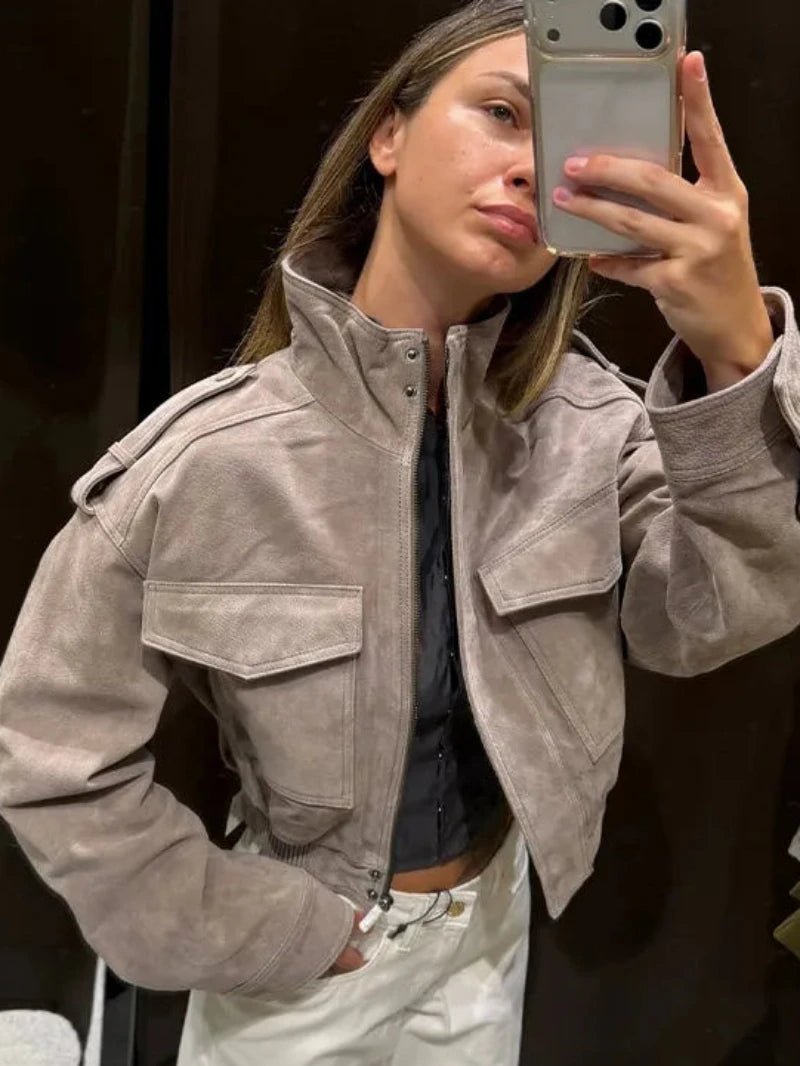 Chaqueta Evelyn de Antelina Sintética Corta