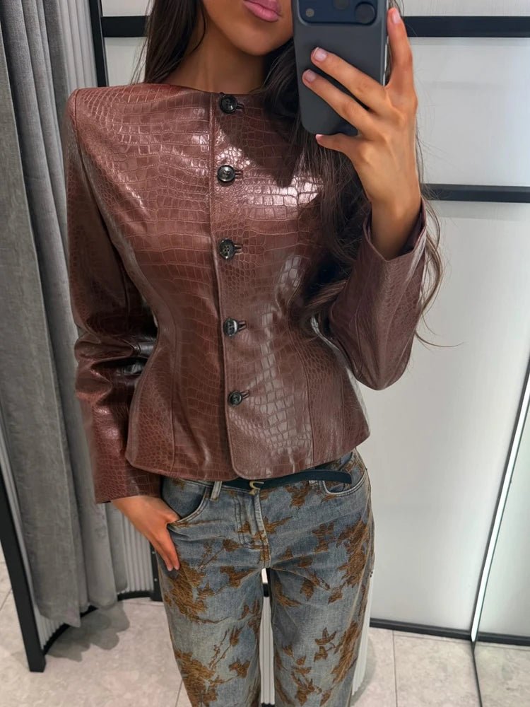 Chaqueta Sandra en cuero sintético con grabado cocodrilo