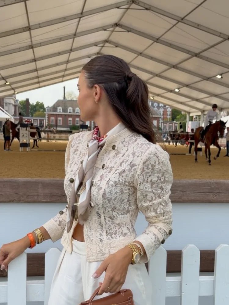 Chaqueta Sara con encaje transparente y parcheado