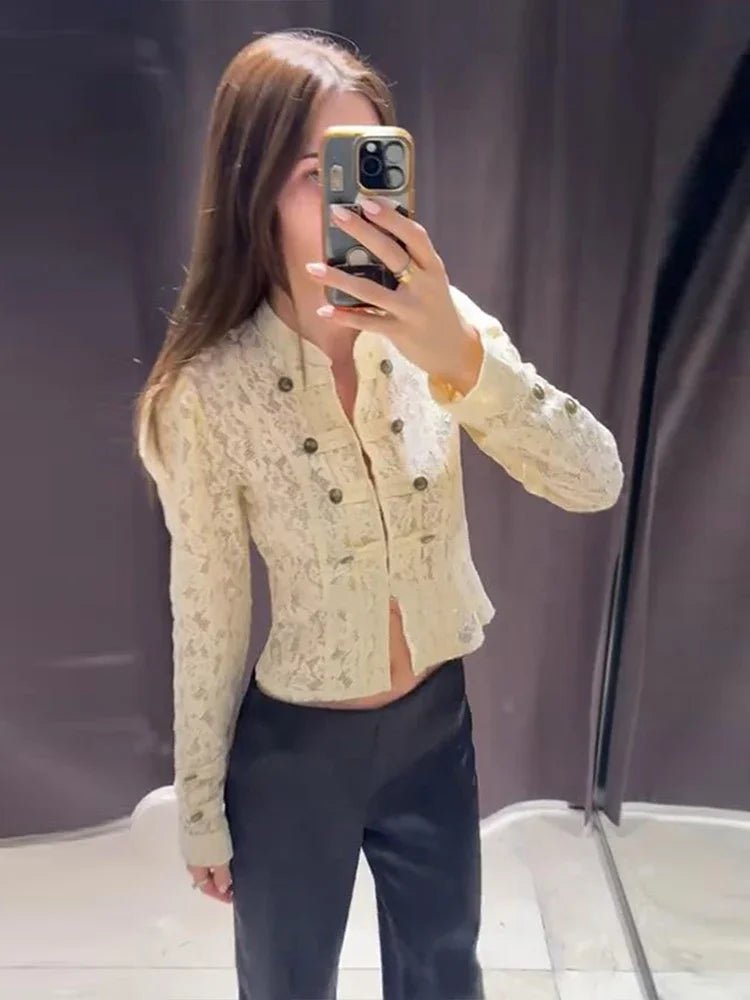 Chaqueta Sara con encaje transparente y parcheado