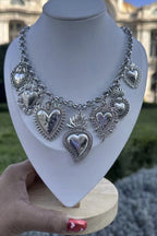 Collar Vintage con Colgante de Sagrado Corazón