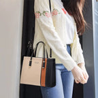 DÉMÉTER - Bolso Grande con Bandolera de Cuero