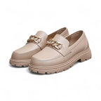 Alix - Mocasín Mujer Detalle de Cadena Dorada Y Suela Gruesa Elegante