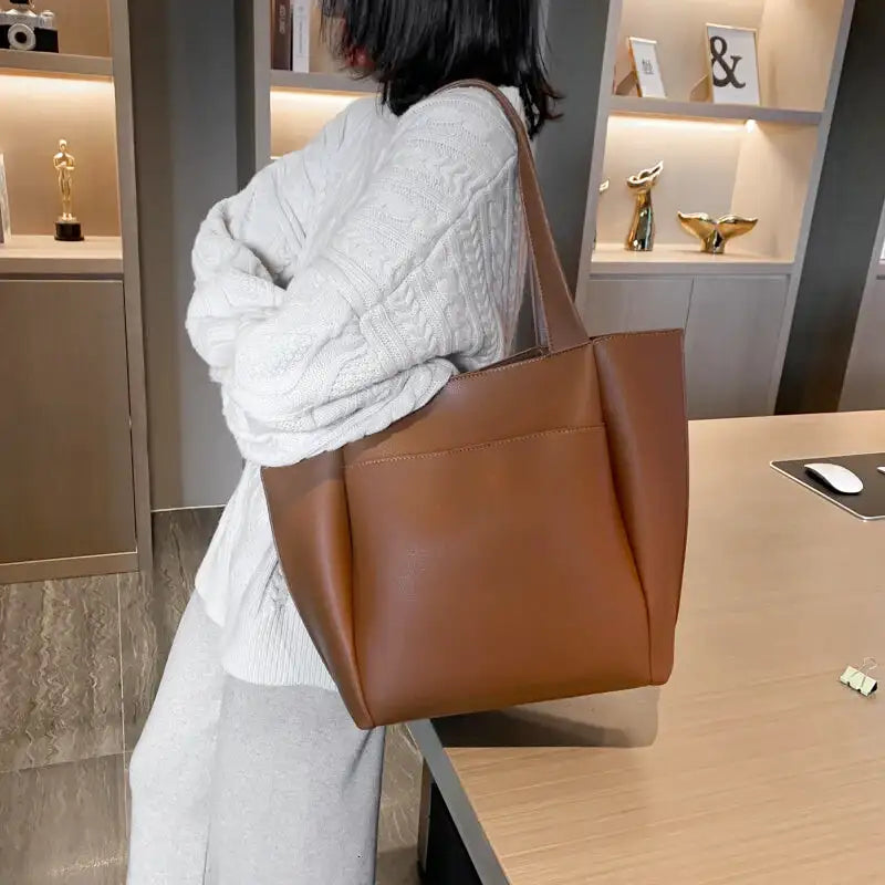 DIANA - Bolso para Clases Grande de Piel Flexible - OSMARA Fashion - vista 9