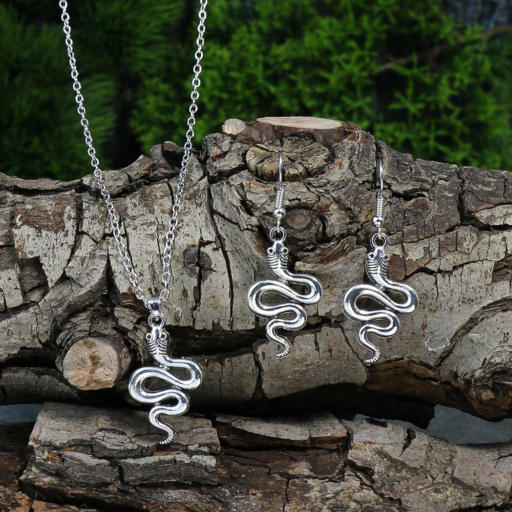 Conjunto de Pendientes y Collar Étnico Vintage con Turquesa y Diamantes