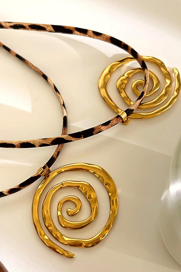 Collar en Espiral de Acero Inoxidable con Cordón Estampado de Leopardo