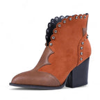 Araceli - Bota Campera Corta Vintage y Con Tachuelas