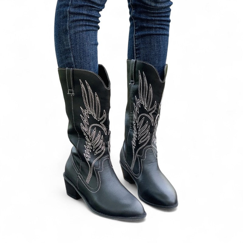 Malena - Bota Campera Mujer Corta Clásica de Bordado