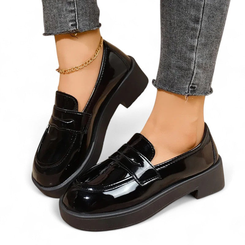 Olivia - Mocasín Brillante de Cuña