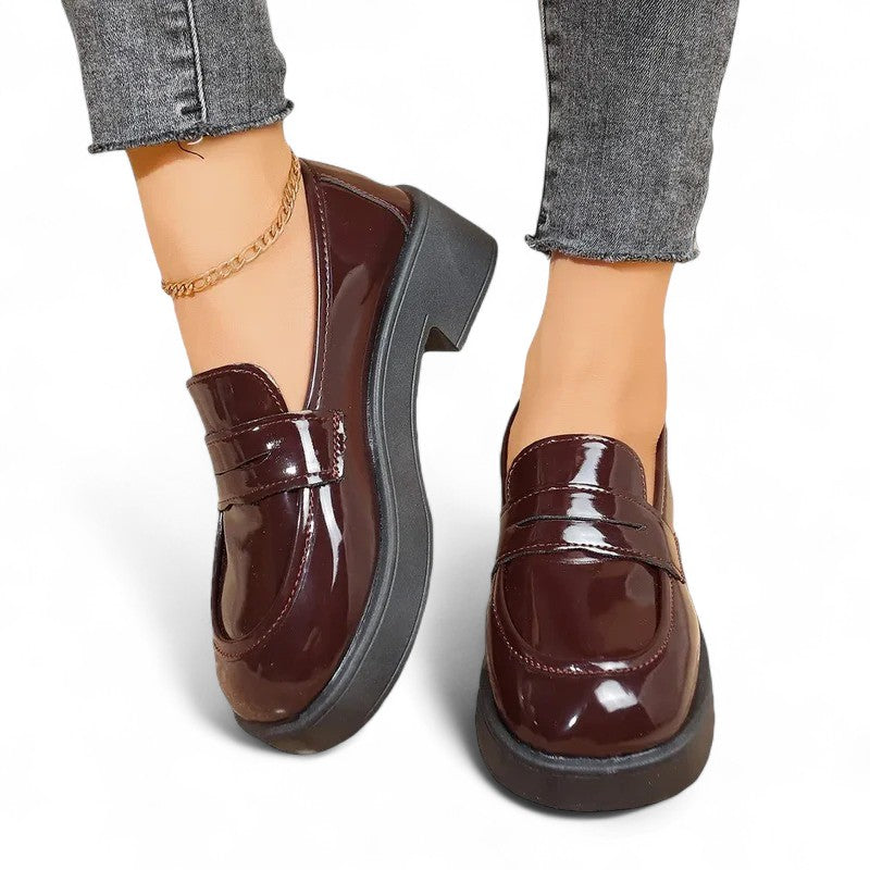 Olivia - Mocasín Brillante de Cuña