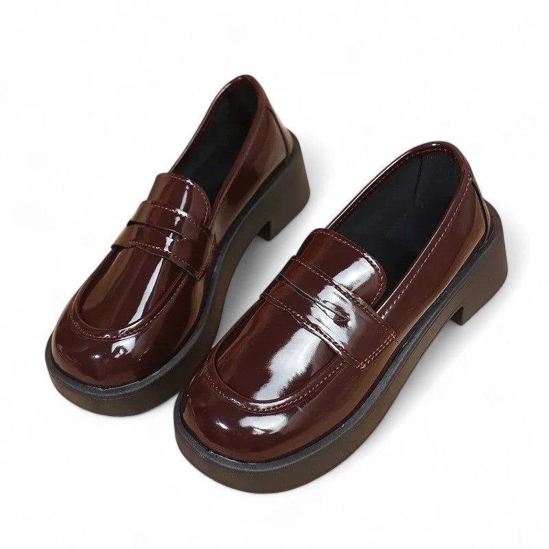 Olivia - Mocasín Brillante de Cuña