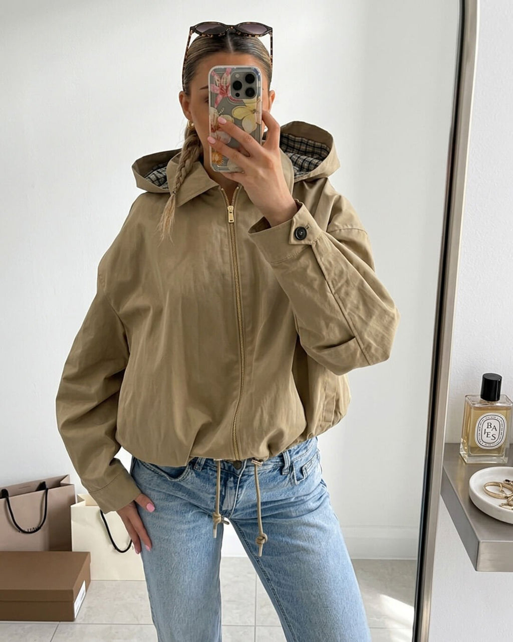 Julia Chaqueta con Capucha y Cremallera