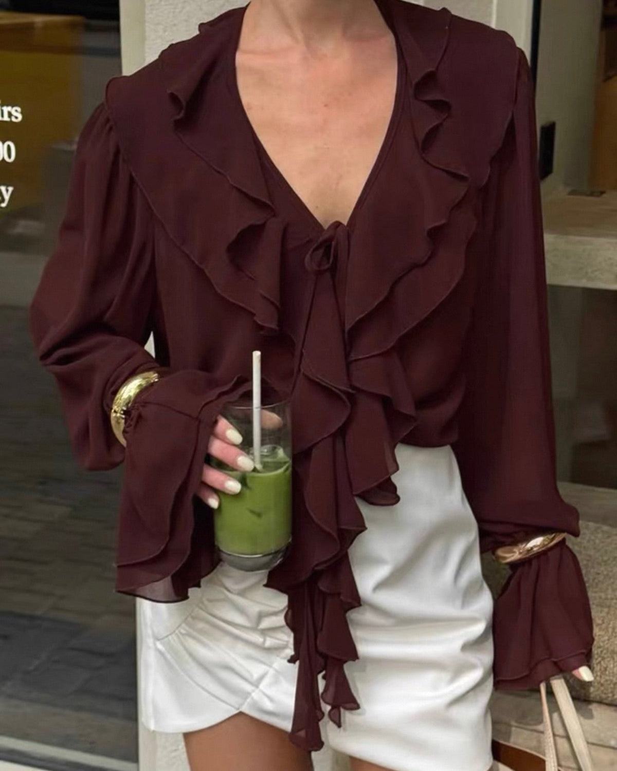 Linda Blusa con Lazo y Volantes