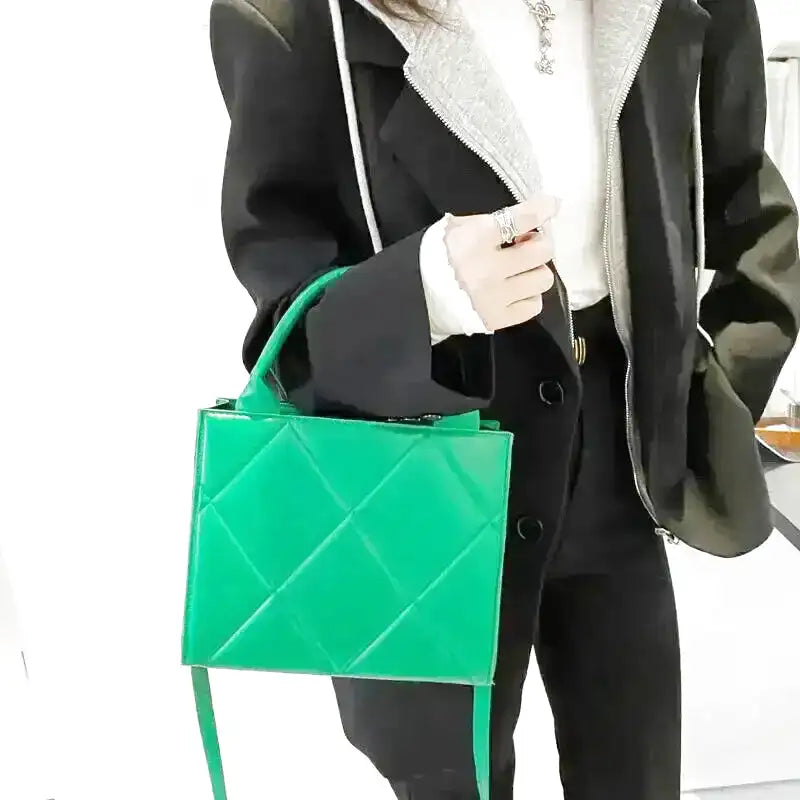 LISE - Bolso Acolchado Bandolera de Piel Lisa