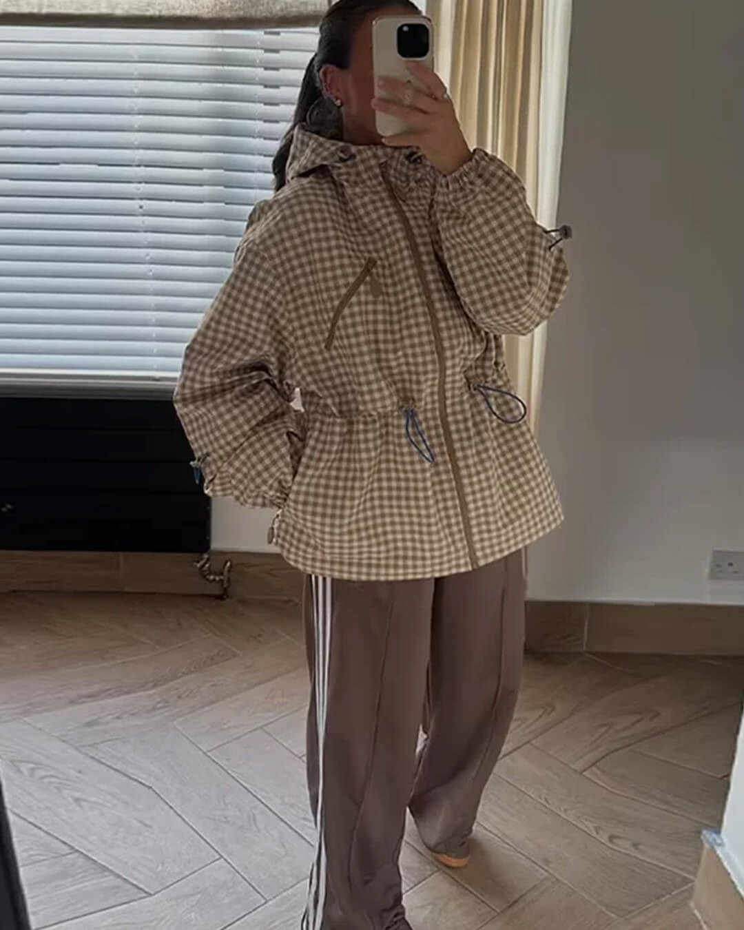 Lola Trench con capucha a cuadros