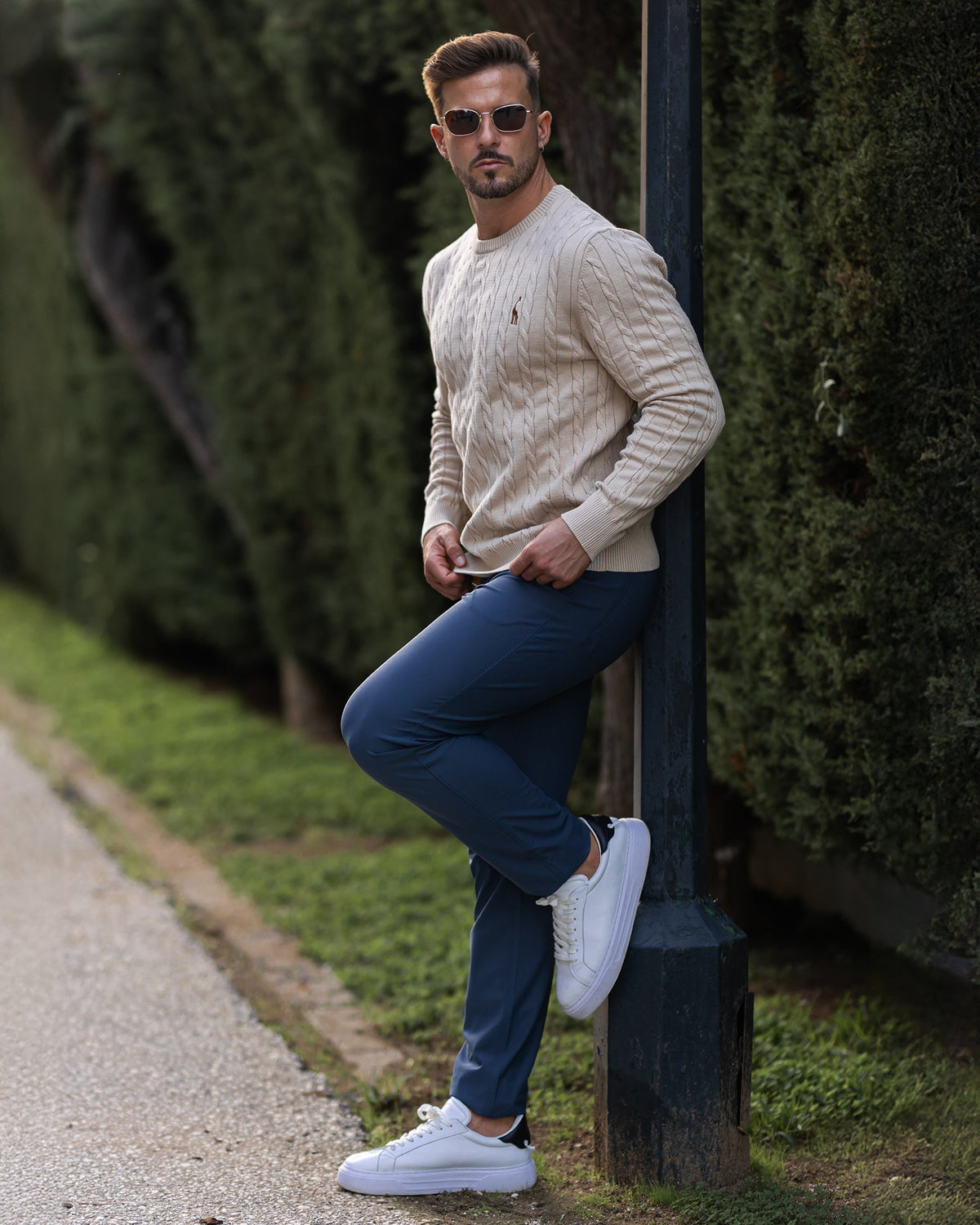 Jersey de punto trenzado para hombre – Estilo otoñal elegante