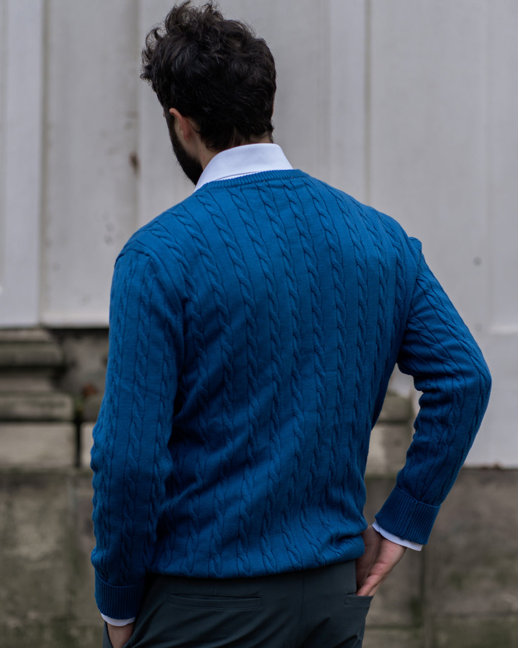 Jersey de punto trenzado para hombre – Estilo otoñal elegante
