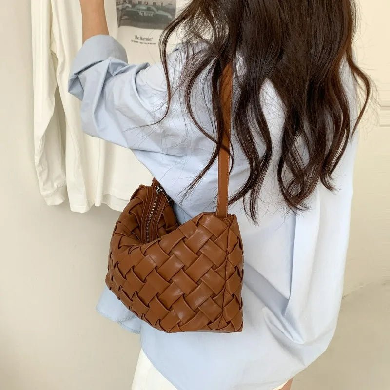 Bolso hobo minimalista Angela