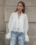Annie blusa bordada con ribete de encaje