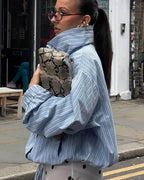 Camisa Carla de rayas con cuello alto