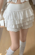 Shorts Lena de crochet con volantes y calado