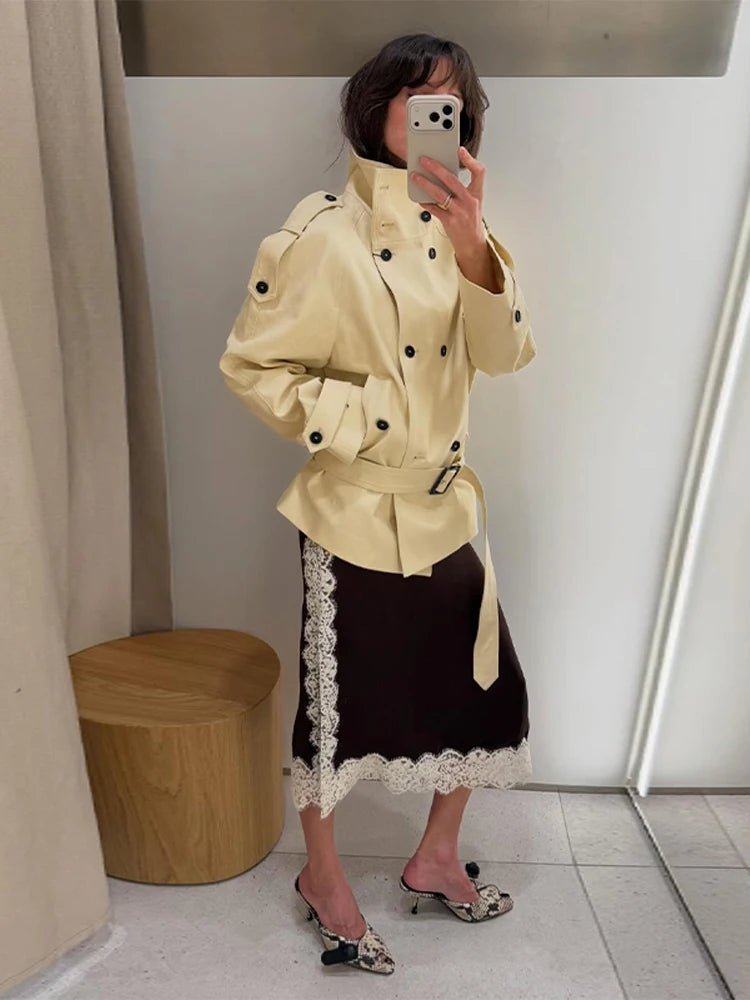 Gabardina Amanda con cuello mao