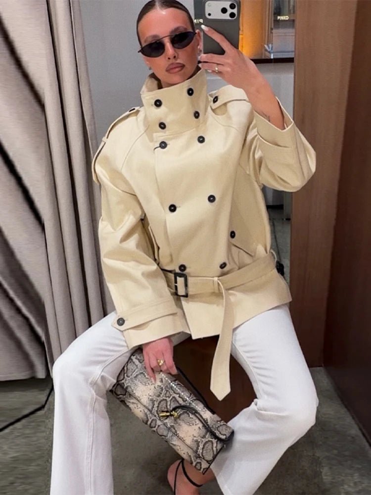 Gabardina Amanda con cuello mao