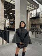 Chaqueta capa Annie con cinturón