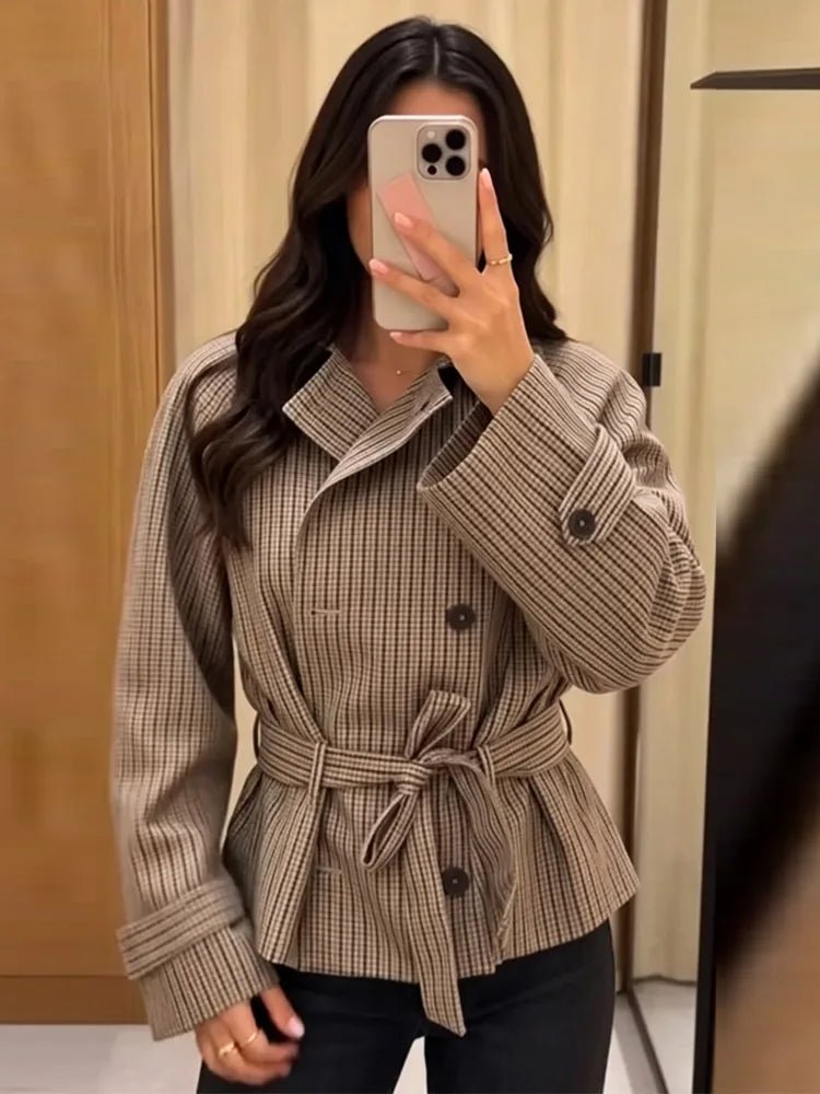 Abrigo trench con cinturón a cuadros Erica