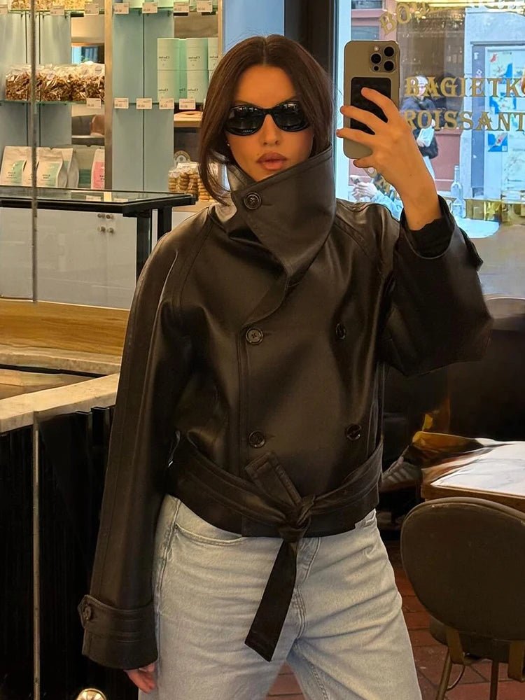 Abrigo trench con cordones y efecto piel sintética Nadia