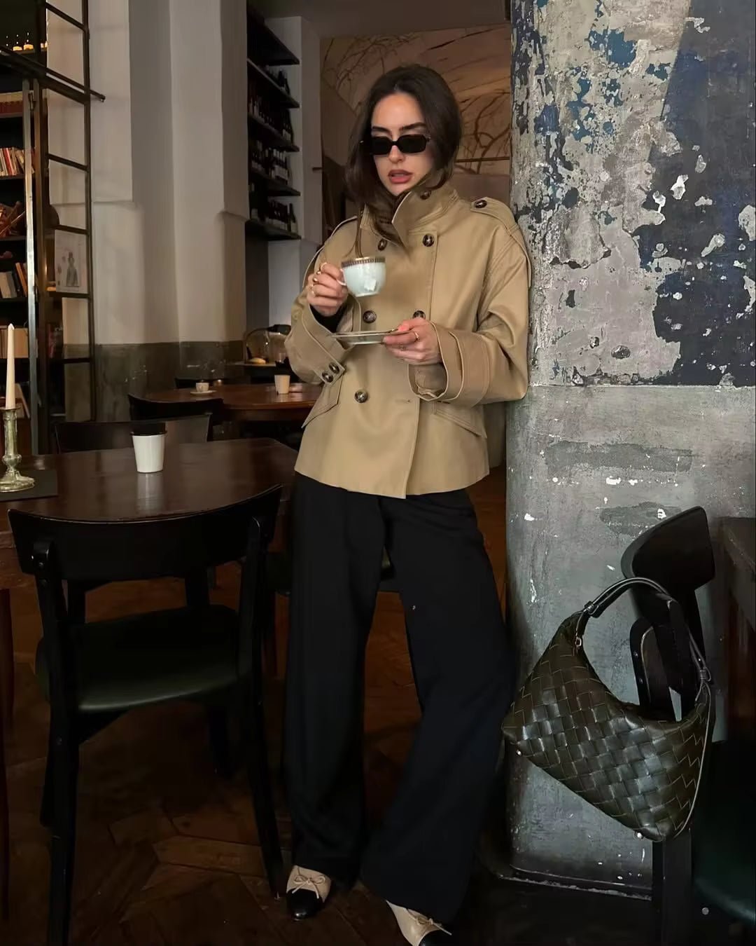 Sarah Gabardina Beige Abotonada de Doble Botonadura