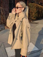 Sarah Gabardina Beige Abotonada de Doble Botonadura