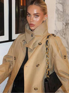Sarah Gabardina Beige Abotonada de Doble Botonadura