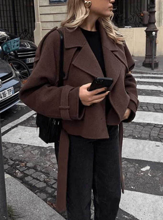 Sarah Abrigo con Cuello Alto