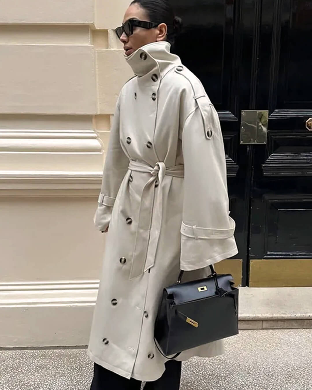Abrigo trench Sarah con cuello alto y cinturón