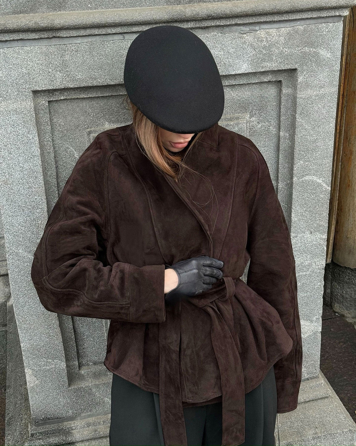 Teresa abrigo trench con cinturón en ante sintético