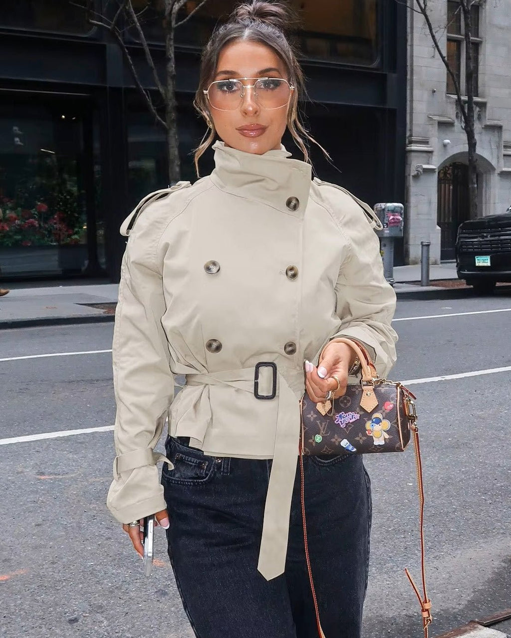 Teresa Gabardina Británica con Cinturón